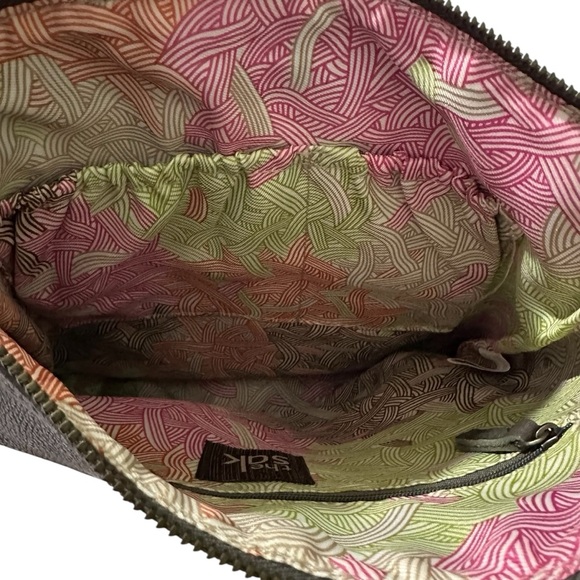 The Sak Gray Crossbody Leather Bag - Picture 7 of 14